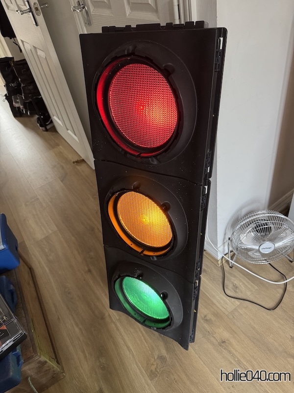 Traffic light with all three colours illuminated